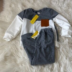 SHEIN Gray and White Kids Matching Set